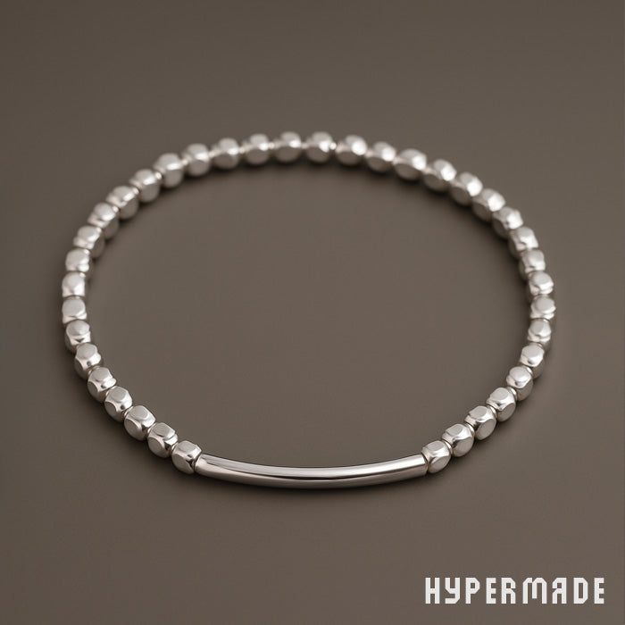 Silberfarbenes Armband Damen – flexible Würfelperlen 2x2 mm mit Röhrchenperlen