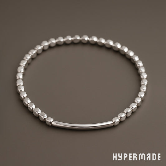 Silberfarbenes Armband Damen – flexible Würfelperlen 2x2 mm mit Röhrchenperlen